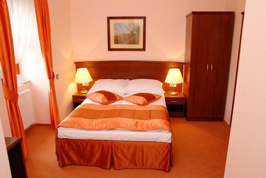 Aparthotel Ekspresja Naklo nad Notecia Bilik gambar